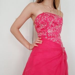 LARA Design Beautiful Magenta Gown